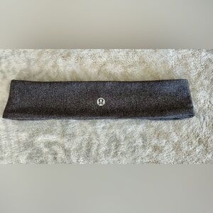 Lululemon Flyaway Tamer Headband